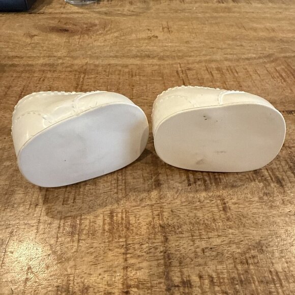 Vintage White Cabbage Patch Doll Shoes Slip On Tennis Shoes Monkey Bear Face - Picture 6 of 6